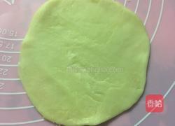 紫薯巧克力蛋黄酥的做法图解7