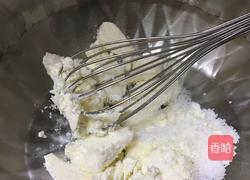 草莓慕斯蛋糕的做法图解2