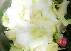 白菜木耳炒肉的做法图解2