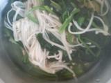 菠菜金针菇汤
