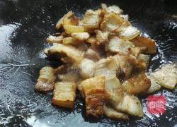 青蒜炒三层肉的做法图解4