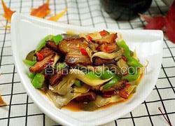 平菇尖椒炒腊肉