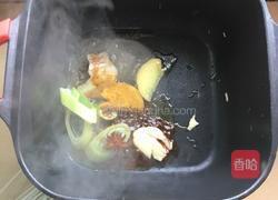 酸菜炖粉条炖猪肉的做法图解2