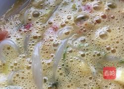 银鱼西红柿炒鸡蛋的做法图解3