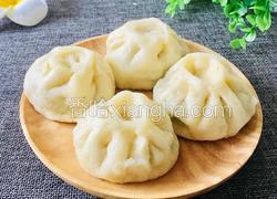 荠菜猪肉馅包子