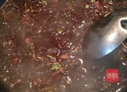 炸酱面加腊肠豆腐的做法图解2