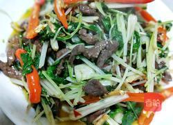 芹菜炒牛肉 的做法图解13