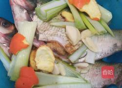 啤酒豆豉烧鳊鱼的做法图解1