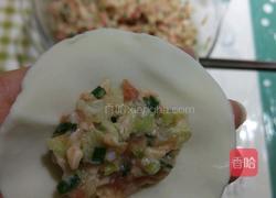 白菜猪肉水饺的做法图解6