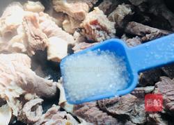 清汤萝卜牛腩的做法图解8