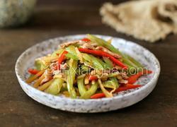 西芹瘦肉炒土豆