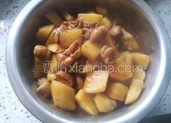土豆烧肥肠