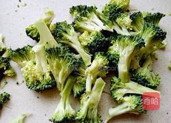 清炒西兰花的做法图解2