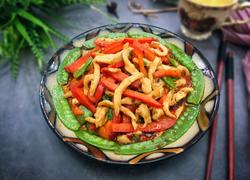彩豆菜椒鸡肉丝