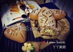 绿豆麻薯奶酪黑麦包