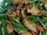 瘦肉炒蒜苔