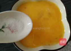 菠菜炒鸡蛋的做法图解1