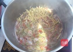 虾仁蛋饼面的做法图解9
