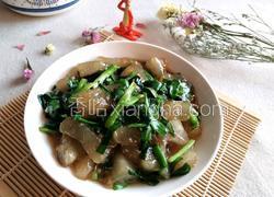 韭菜炒焖子