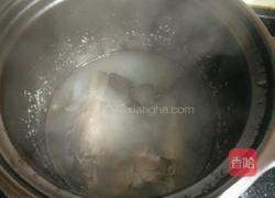 鲫鱼豆腐汤的做法图解3