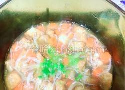 婴幼儿食谱：银鱼豆腐胡萝卜汤～