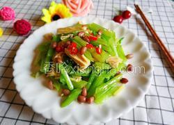 芹菜花生拌腐竹
