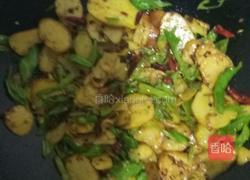 干锅土豆片煸豆角的做法图解7