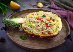 菠萝新吃法~菠萝虾仁五彩饭