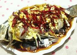 蒜爆鲤鱼