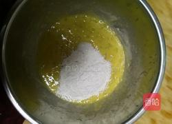 香蕉松饼的做法图解3