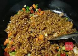 酱油炒饭的做法图解7