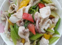 西芹溜鱿鱼肉片