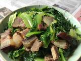 腊肉炒油麦菜的做法[图]