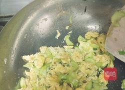 丝瓜炒鸡蛋的做法图解7