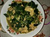 菠菜炒鸡蛋