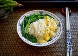 菠菜鸡蛋面