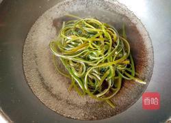 凉拌海带丝的做法图解2