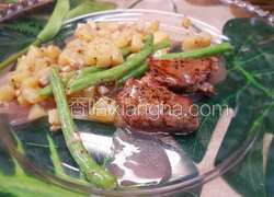 芥末风味牛里脊肉排