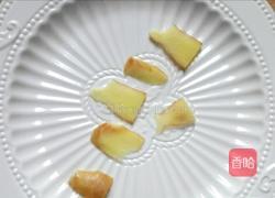 清蒸鲈鱼的做法图解3