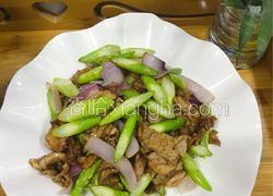 里脊肉片爆炒芦笋