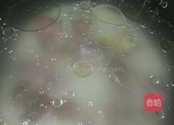 烟熏腊排骨粥的做法图解3