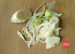 豌豆玉米鸡脆骨的做法图解1
