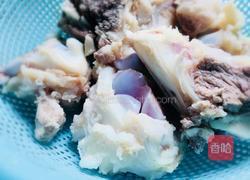 莲子雪耳筒骨汤（清润补钙）的做法图解4
