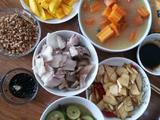 原谅我忘记单拍了～菜椒炒饺瓜的做法[图]