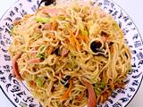 鸡蛋火腿蔬菜炒面的做法[图]