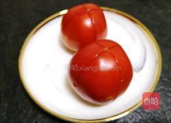 番茄鹅蛋黄瓜面的做法图解2