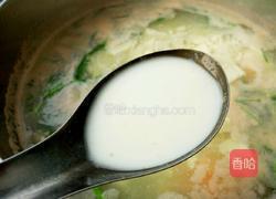 蒜苗豆腐大虾汤的做法图解12