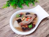 山药香菇鸽子汤