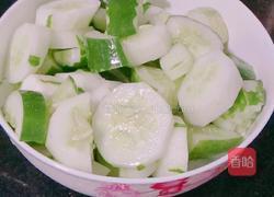 凉拌黄瓜的做法图解2