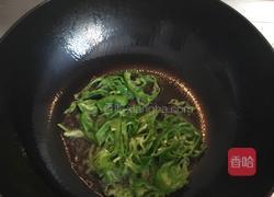 青椒炒鸡蛋的做法图解9